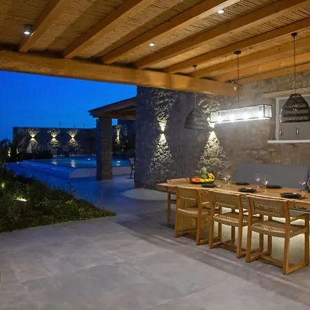 Mykonian Luxury 4 Bd Filyra W Private Pool *